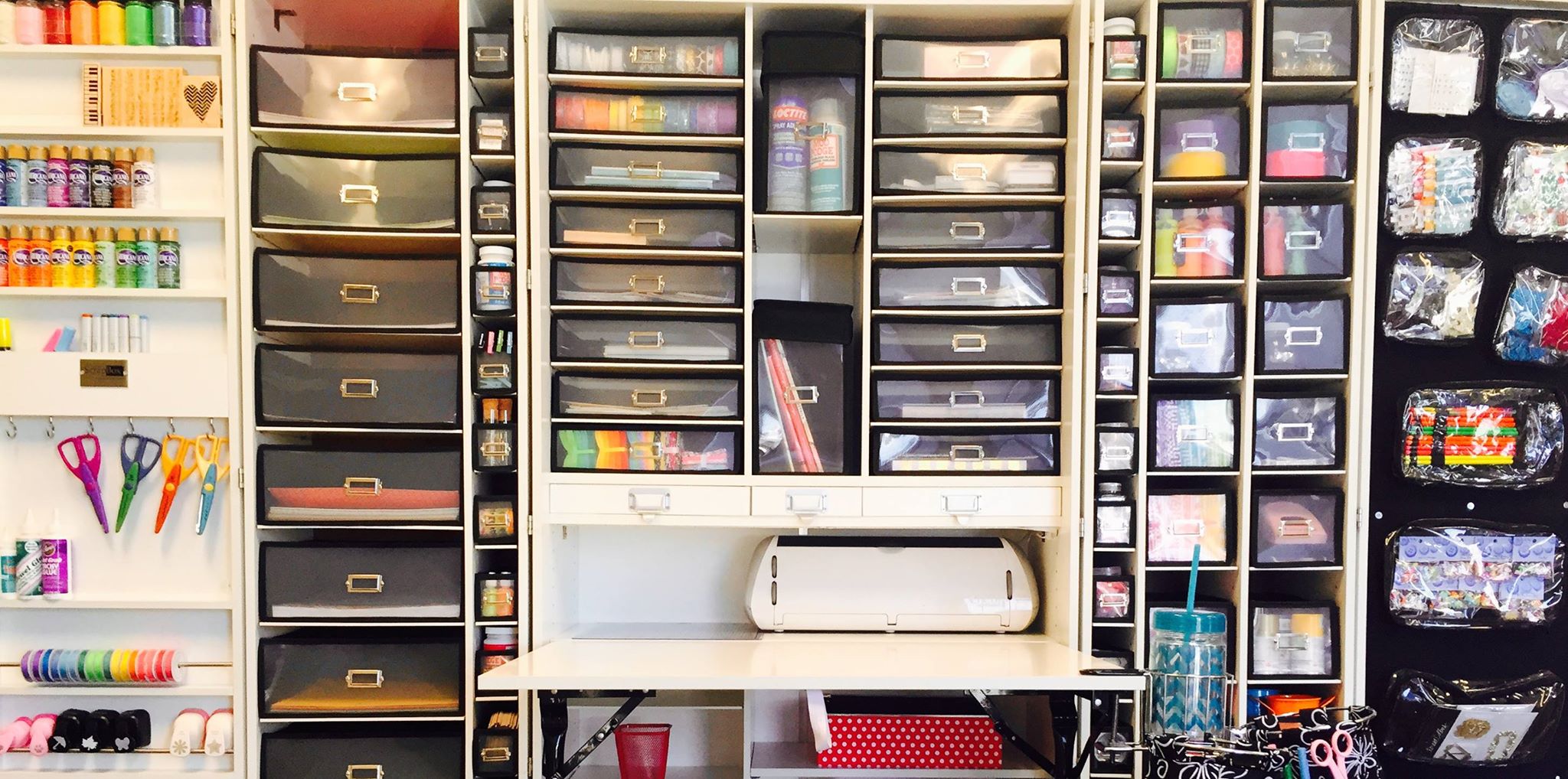 The Original Scrapbox: o armário que é sonho de qualquer pessoa que faz trabalhos manuais